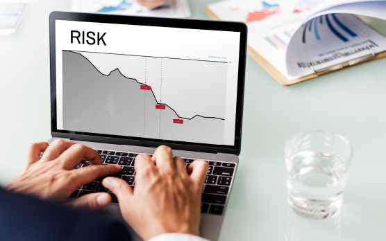 Những rủi ro trong mua bán cổ phiếu và cách phòng tránh